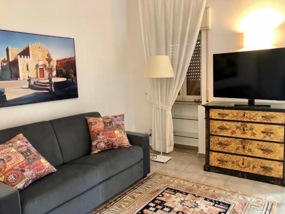 Casa Cariddi Boutique Apartment تاورمينا المظهر الخارجي الصورة
