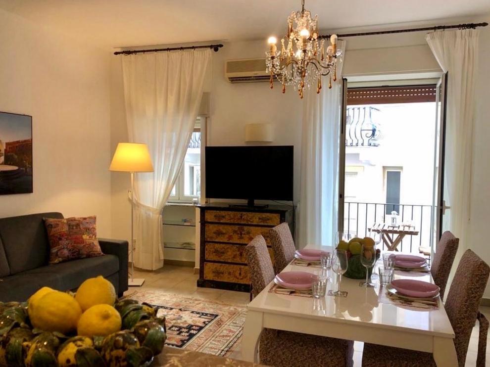 Casa Cariddi Boutique Apartment تاورمينا المظهر الخارجي الصورة